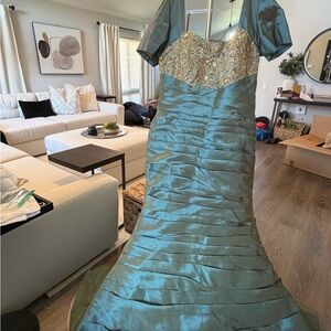 Jovani Teal Dress with Gold Accentsfornal elegant gown